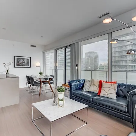 Luxury Condo By Cn Tower